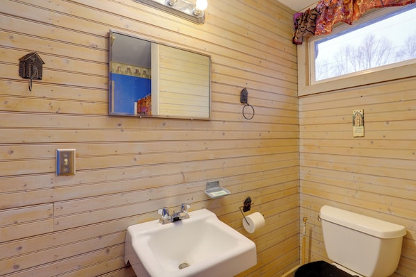 House (1 Bedroom) | Interior