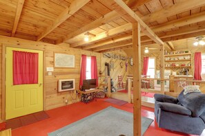 House (1 Bedroom) | Interior