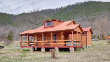 House (1 Bedroom) | Front of property