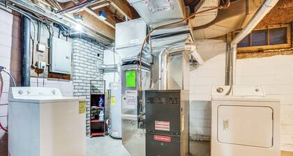Pet-friendly Saint Paul Home w/ Shared Yard!