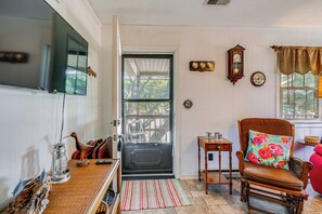 Interior - Kill Devil Hills Vacation Rental, Walk to Beach! (Kill Devil Hills)