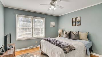 House (4 Bedrooms) | Interior