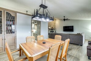 House (4 Bedrooms) | Interior - Spacious Holiday Island Escape w/ Deck & Gas Grill (Eureka Springs)