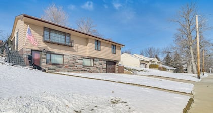Walk to Lake Beach: Glenwood Vacation Rental!