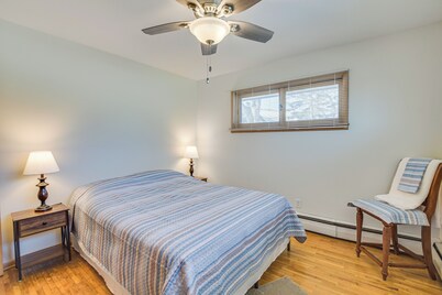 Walk to Lake Beach: Glenwood Vacation Rental!