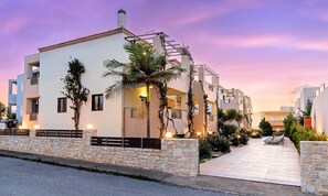 Exterior - Azure Horizon Villa Heated Pool, Beach at 550 m (Rethymon)