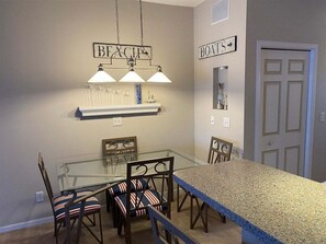 Dining - Parkside Condo 4 -  Condo Conveniently Located Acr (La Pointe)
