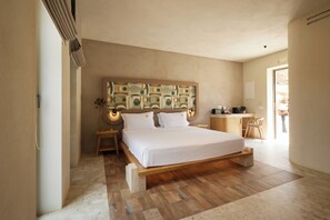 1 habitación, minibar, caja de seguridad en la habitación y escritorio 