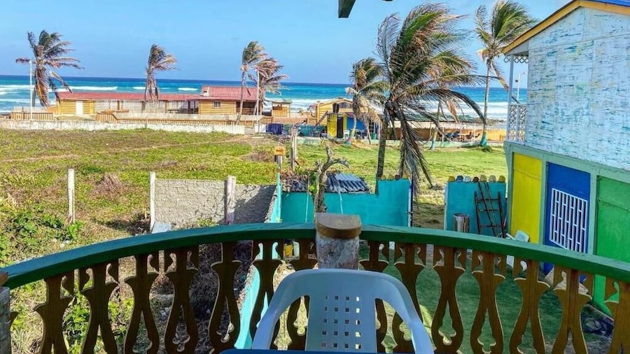 Yellow Moon Guesthouse Apartments