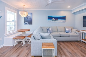 Smart TV - Stay Salty at the Salty Stingray (Gulf Shores)