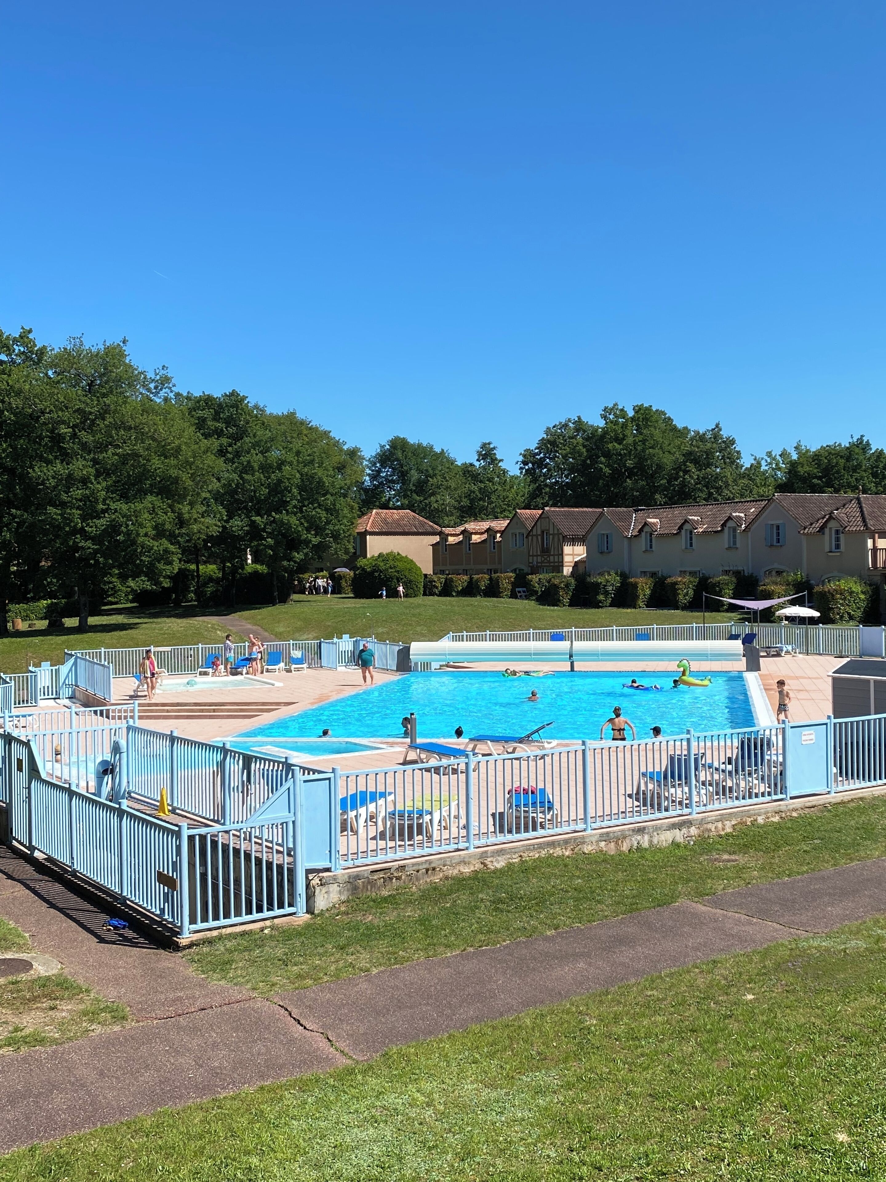 Piscine extérieure, piscine chauffée