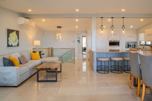 Smart-TV, Stereoanlage