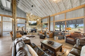 Interior - Bent Oak Highland Ranch | Events | Concierge Services (Burnet)