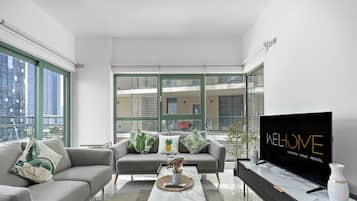 Apartemen Standar | Area keluarga | Smart TV 50-inci dengan saluran TV kabel