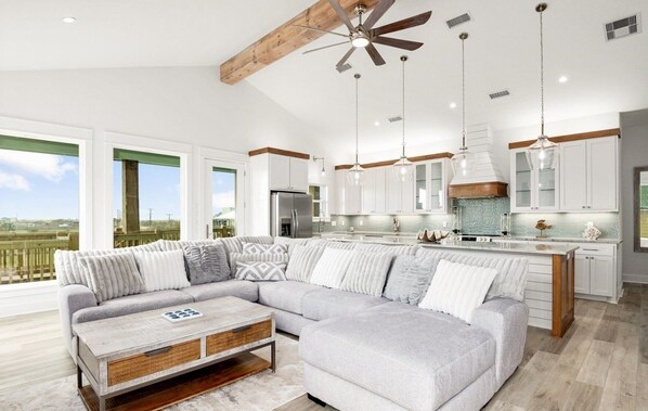 Smart-TV, Kamin, Videospiele