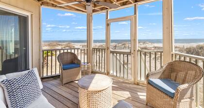 Port O' Call F102 - Oceanfront Oasis w/ Walkout!