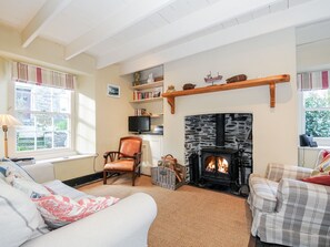 Living area - Lowen Cottage (Boscastle)