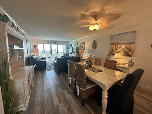 Dining - Enjoy beautiful sunset views (Sarasota)