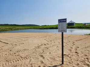 Beach towels - The Farm in Volga sits on 7 acres w/ a pond! (Volga)