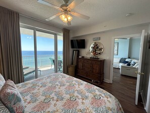 2 bedrooms, iron/ironing board, travel crib, free WiFi - ☀️Beachfront with FAB Views-Gulf Front Indoor/Outdoor Pool-2BR Ocean Reef 1203☀️ (Panama City Beach)