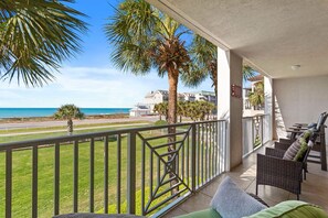 Property grounds - Amalfi Coast 202A - Updated Gulf-View Condo, Two Pools, Fitness, Tennis Courts! (Miramar Beach)