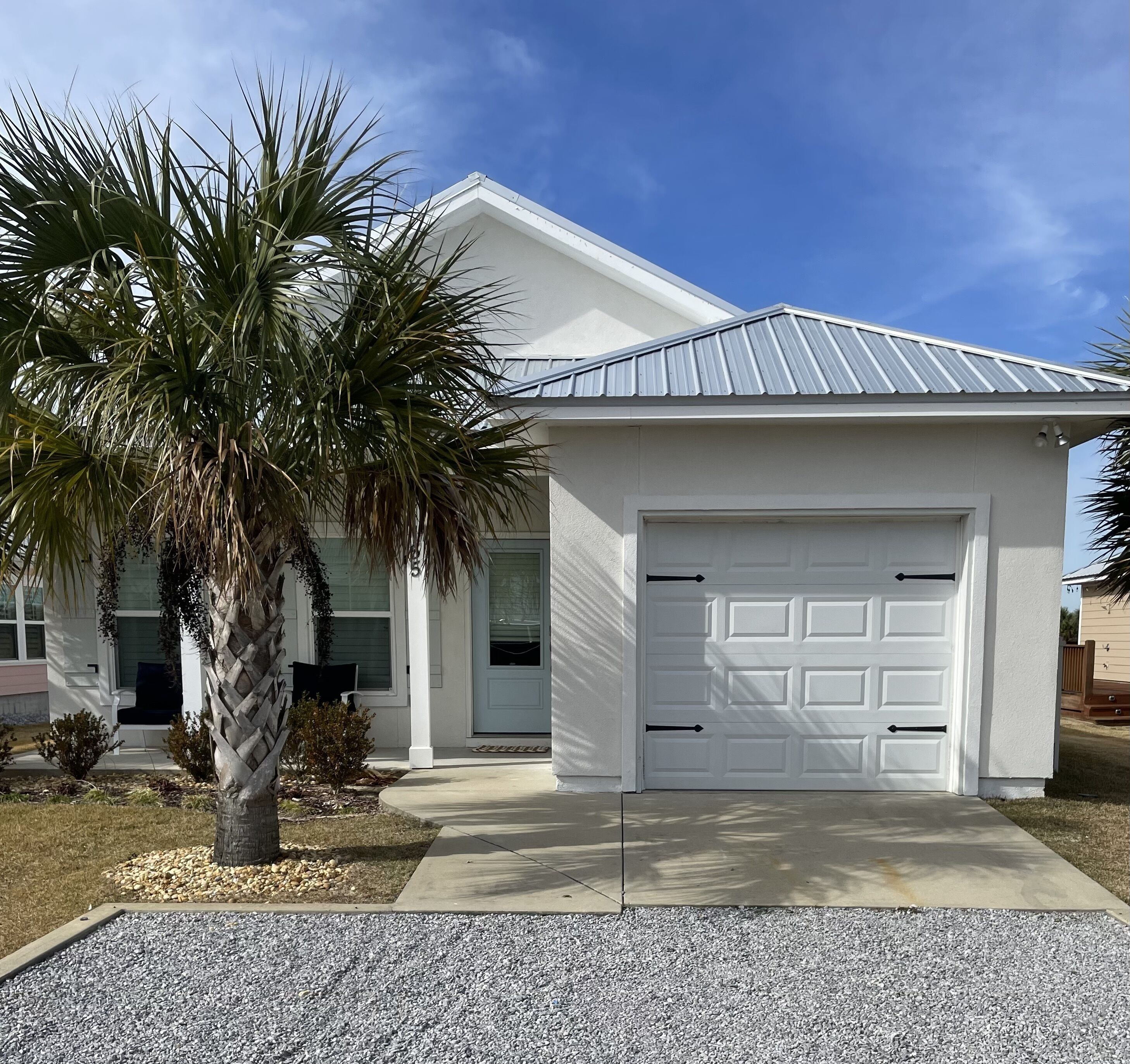 Fully updated Mexico Beach house 1 block from beach, pool & golf cart included!