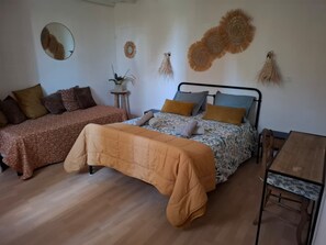 1 bedroom, iron/ironing board, WiFi