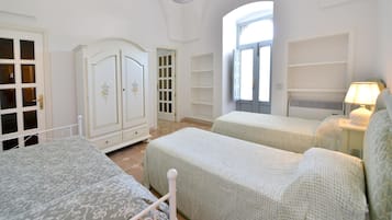 5 Schlafzimmer, Reisekinderbett, kostenloses WLAN