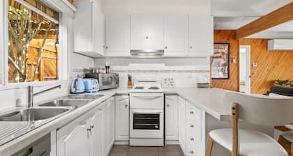 Torquay Boulevard Beach House