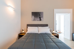 Classic Double Room - Residenza Partanna by Napoliapartments (Naples)