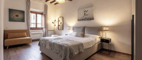 Comfort Apartment, 2 Bedrooms | 2 bedrooms, premium bedding, down duvets, individually decorated