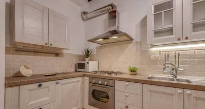 Laurel Apartment by Mmega