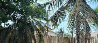 Casa Grande, com Piscina Perto da Praia