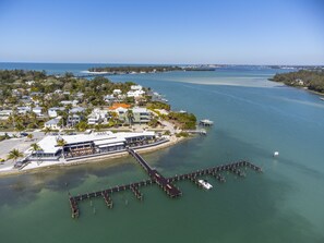 Marina - Coquina Moorings 203 · Sunrise & Sunset Views (Bradenton Beach)