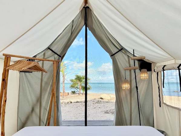 1 bedroom, in-room safe, iron/ironing board, free WiFi