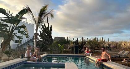 Condo#5- 5 Min Walk2Beach/Surf-Sleeps4-Queen Suite