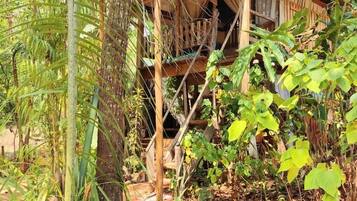 Casa na árvore romântica | 1 quarto, individualmente decorados, individualmente mobiliados