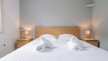 4 chambres, bureau, fer et planche Ă repasser, Wi-Fi