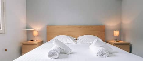 4 chambres, bureau, fer et planche à repasser, Wi-Fi