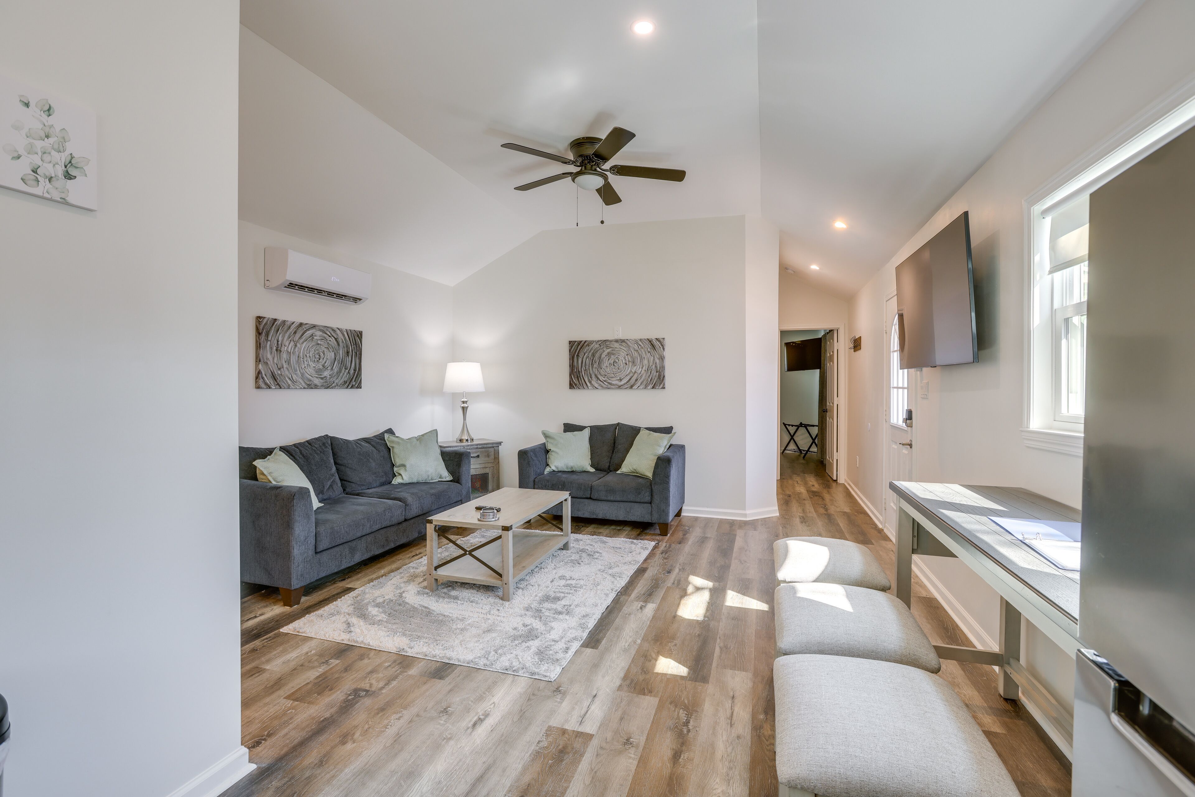 Charming Cottage at Waxahatchee Creek & Marina!