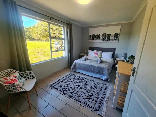 2 bedrooms, iron/ironing board, travel cot, WiFi
