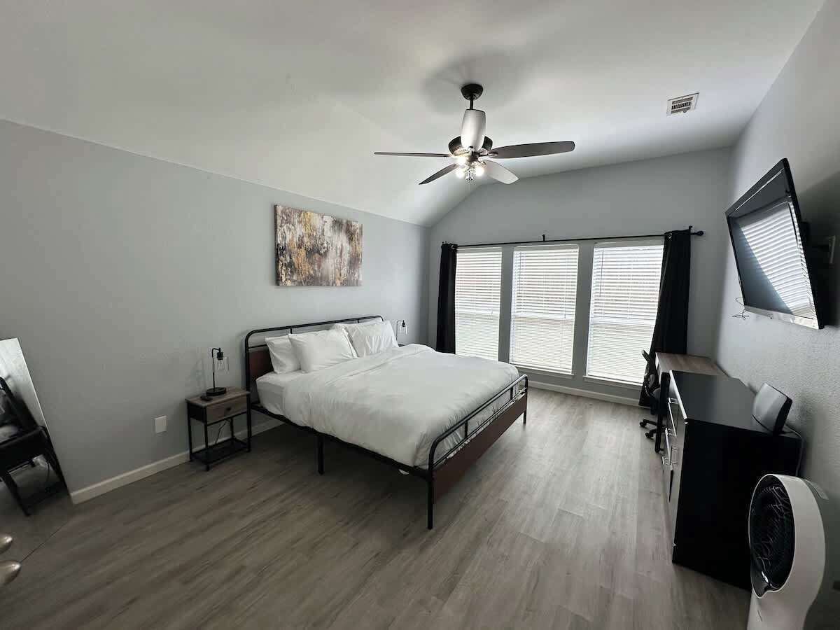 5 Schlafzimmer, Bügeleisen/Bügelbrett, Reisekinderbett, kostenloses WLAN