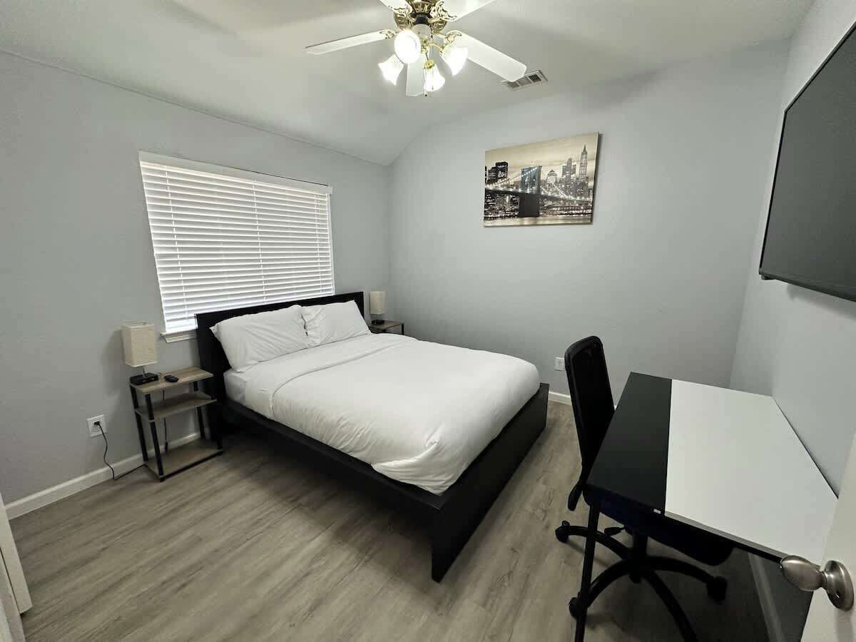 5 bedrooms, iron/ironing board, travel cot, free WiFi