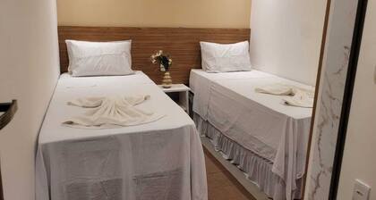 Flat com 2 Quartos, Aconchegante a Poucos Minutos da Praia