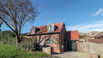 คอทเทจ | บริเวณภายนอก