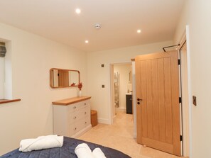 6 bedrooms, individually decorated, individually furnished, free WiFi - Ghyll Crest (Thirsk)