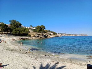 Sun-loungers