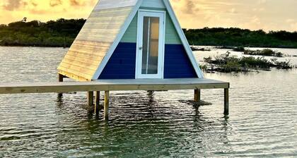 Beachfront Cabin #2/Free Breakfast/120SF