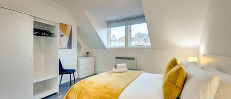 Departamento urbano | 3 habitaciones, decoración personalizada y muebles diferentes