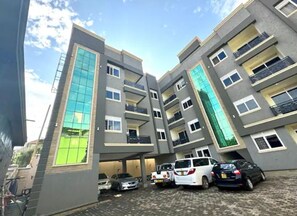 Exterior - Urban One Bedroom. Naalya (W/Free Airport pickup) (Kampala)